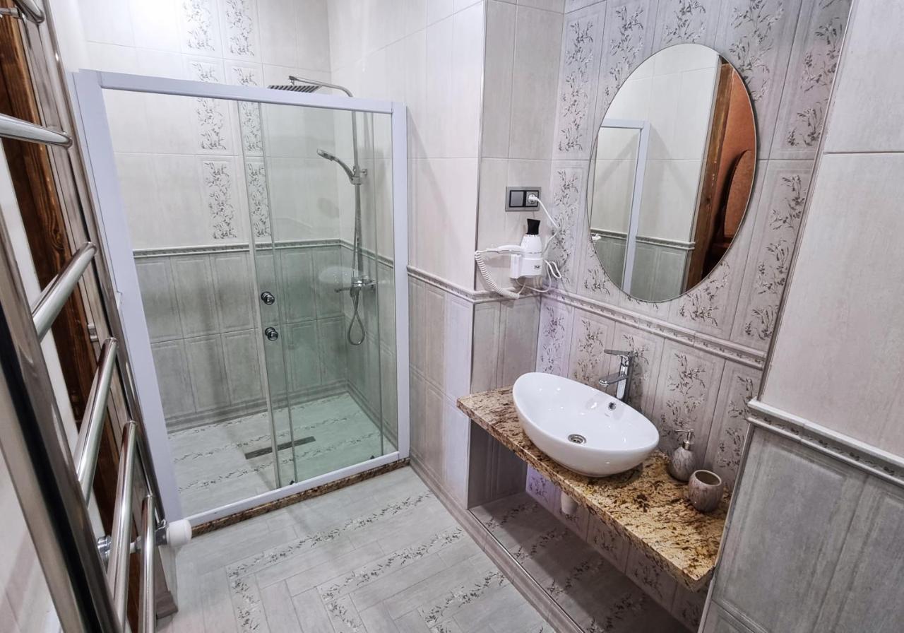 Via Gyumri Hotel ภายนอก รูปภาพ